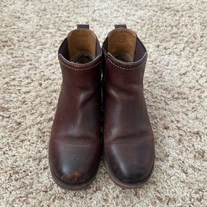 Brown leather Chelsea boots